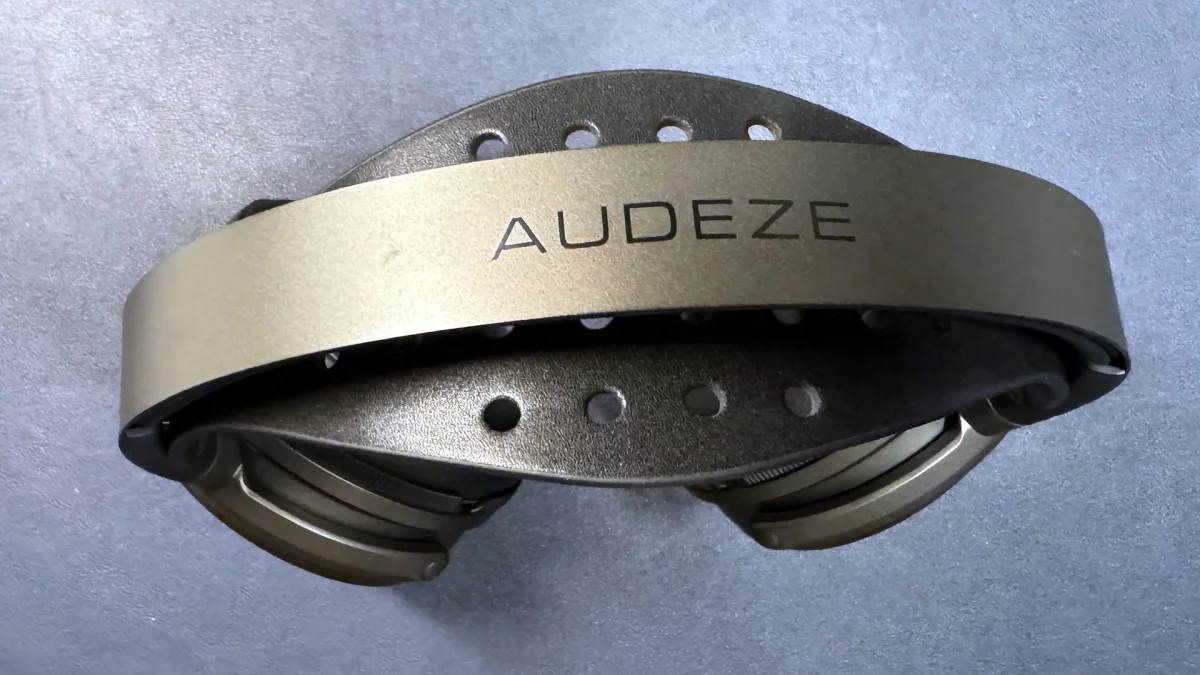 Top-down view of the Audeze Maxwell 2