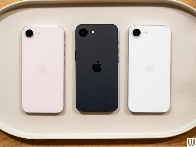 Image may contain Electronics Mobile Phone Phone and Iphone
