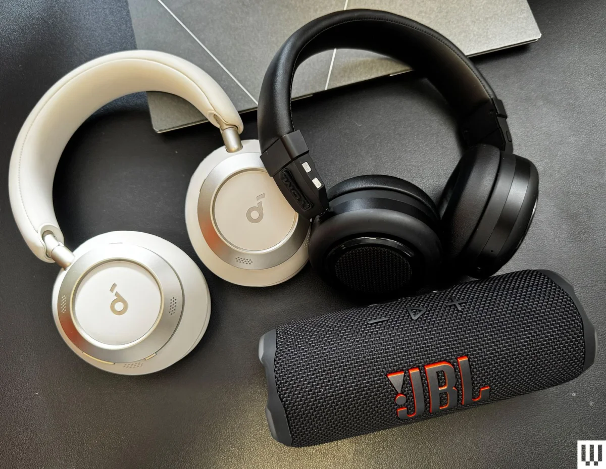 Image may contain Electronics and Headphones